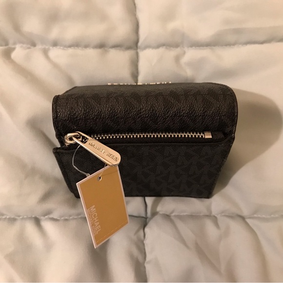 Michael Kors Jet Set Travel Carryall Card Case - Picture 4 of 5